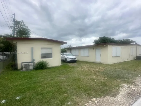 501 NW 8th St, Florida City, FL 33034