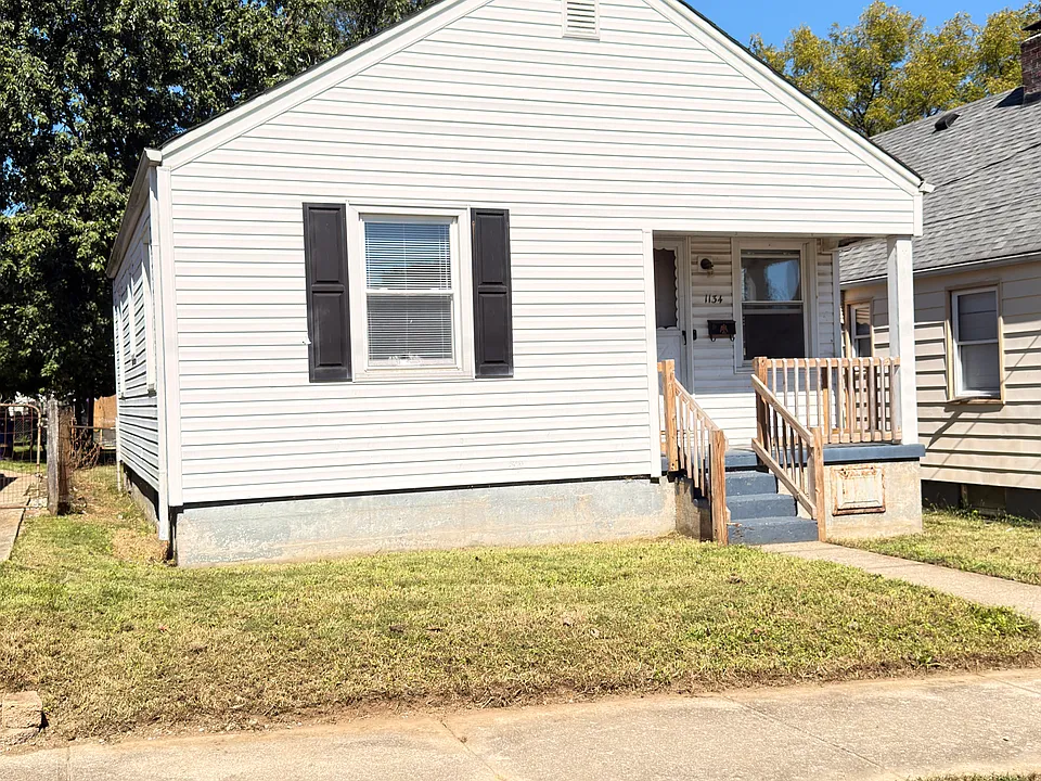 1134 Goodman Ave