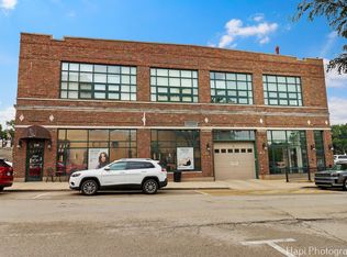 110 N 2nd St APT 5, Dundee, IL 60118