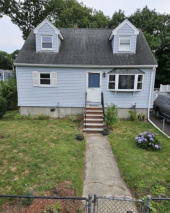 1st image of 135 Crane St