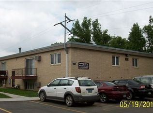 305 E Bismarck Expy APT 4, Bismarck, ND 58504