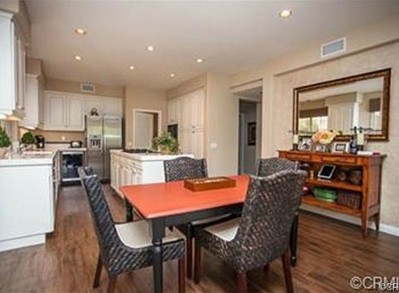 4th image of 2631 Alister Ave