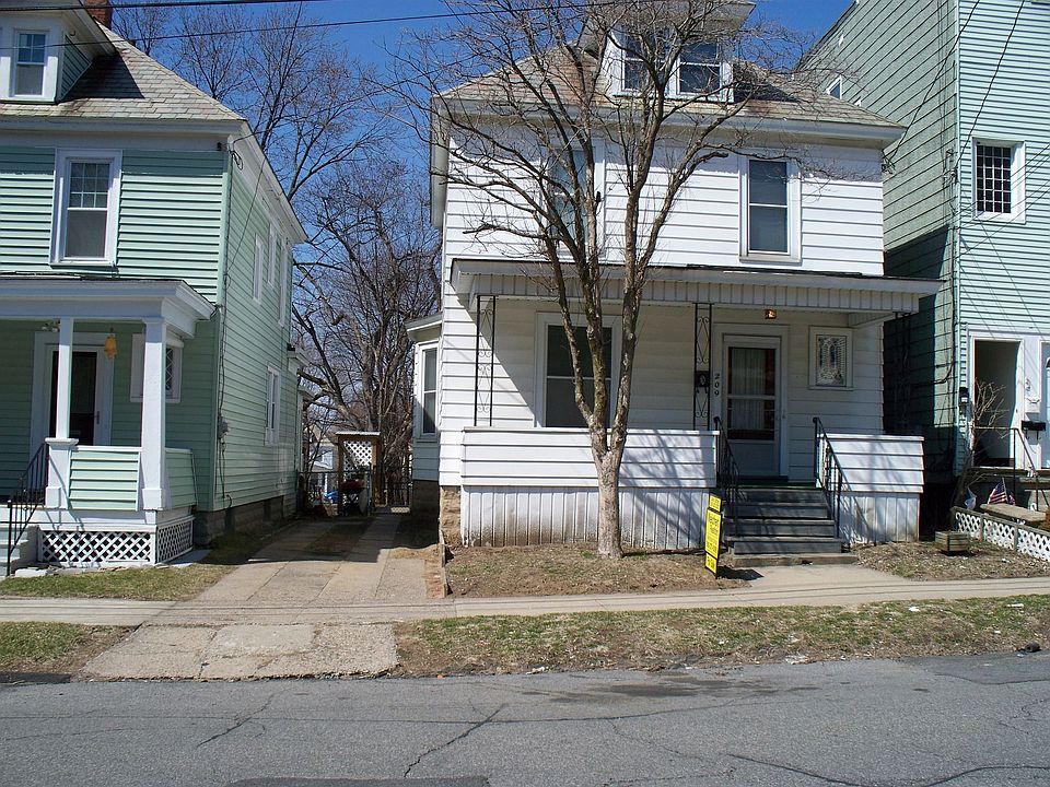 Welcoming front porch