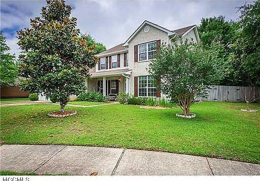 1st image of 11 N Lakeview Dr