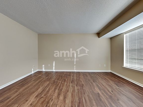 5th image of 8149 Whitham Dr