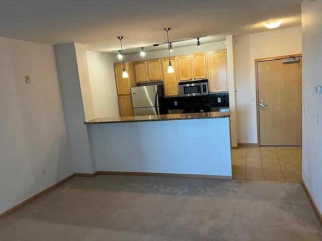1 bed, 625 sqft, $1,595 — Photo 3
