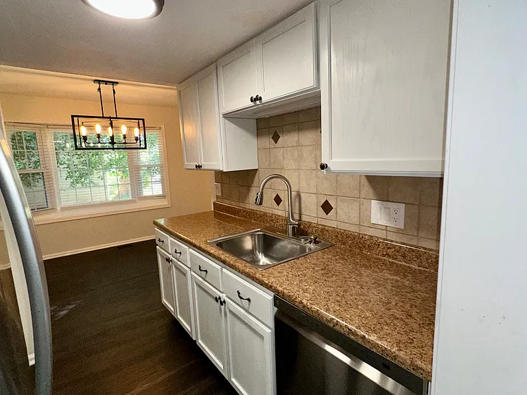 9073 Reynolds Pl — Photo 7