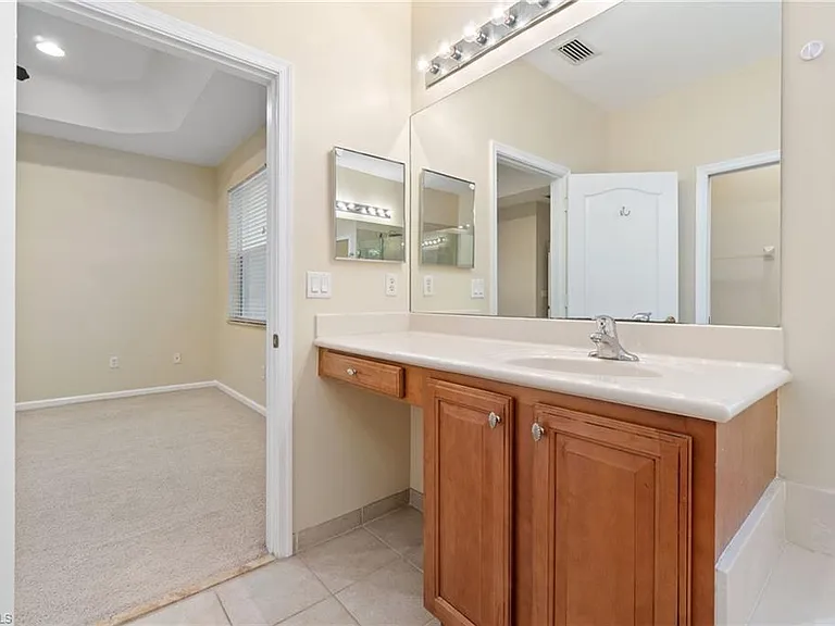 7009 Romana Way #1605 — Photo 13