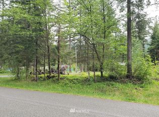 6187 Chestnut Dr, Maple Falls, WA 98266