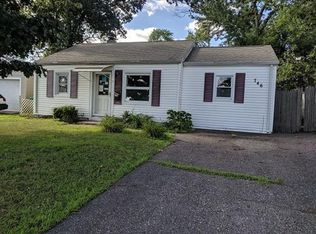 746 Prospect St, Chicopee, MA 01020