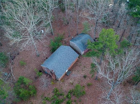 4th image of 106 Cuffee Creek Ln
