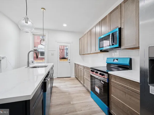 5457 Cedar Ave, Philadelphia, PA 19143