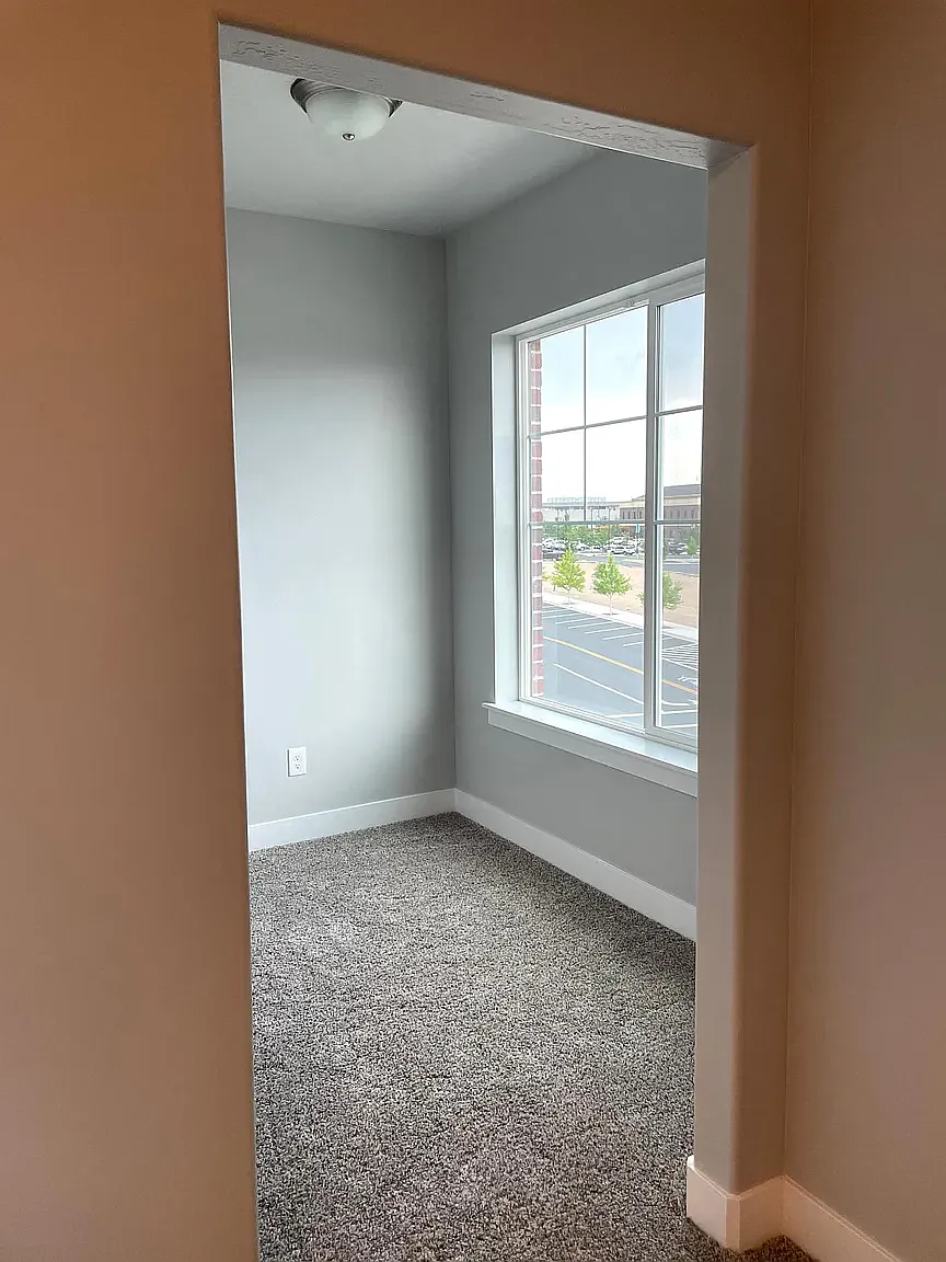 3 bed, 1300 sqft, $1,750 — Photo 3
