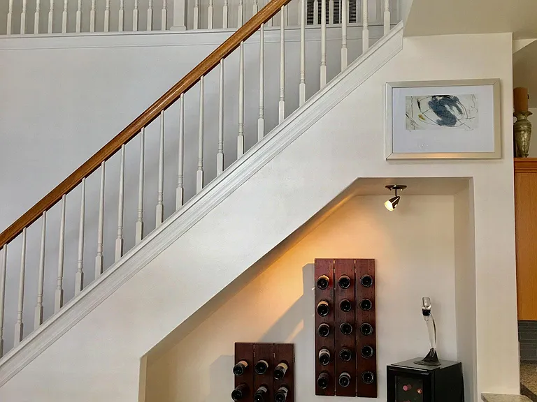 3303 Covered Bridge Dr E — Photo 12