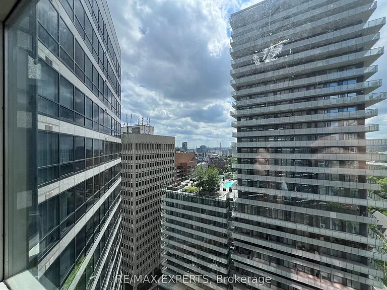 1001 Bay St #2218 — Photo 14