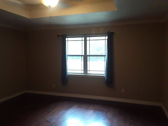 5th image of 180 Lemontree Cir