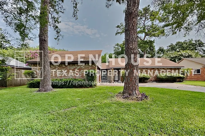 12706 Pantano Dr — Photo 3