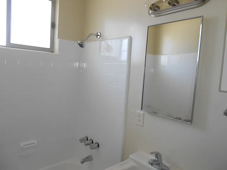 3721 Midvale Ave #20 — Photo 21