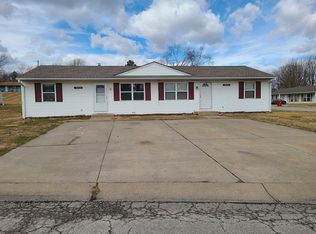18860-18862 E Wigwam Pl, Independence, MO 64056