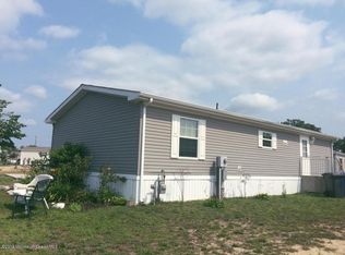 33 Baltimore Ave, Manahawkin, NJ 08050