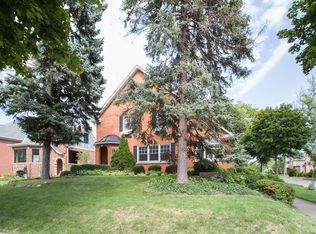 1013 Courtland Ave, Park Ridge, IL 60068