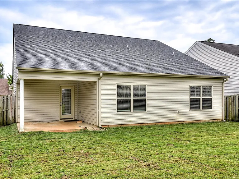 621 Shipley Ave — Photo 34
