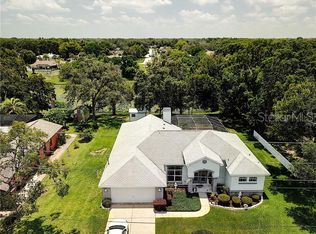 7594 Holiday Dr, Spring Hill, FL 34606