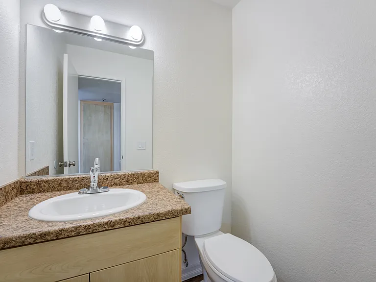 La Mesa Park - Military Housing — Photo 16