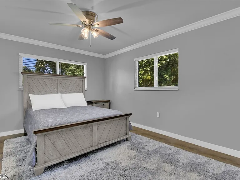 2413 Dover Ave — Photo 14