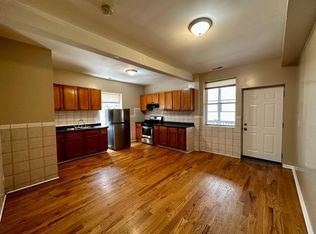 1528 N Avers Ave #1S, Chicago, IL 60651