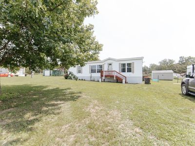 30568 Pelican Dr, Lebanon, MO, 65536