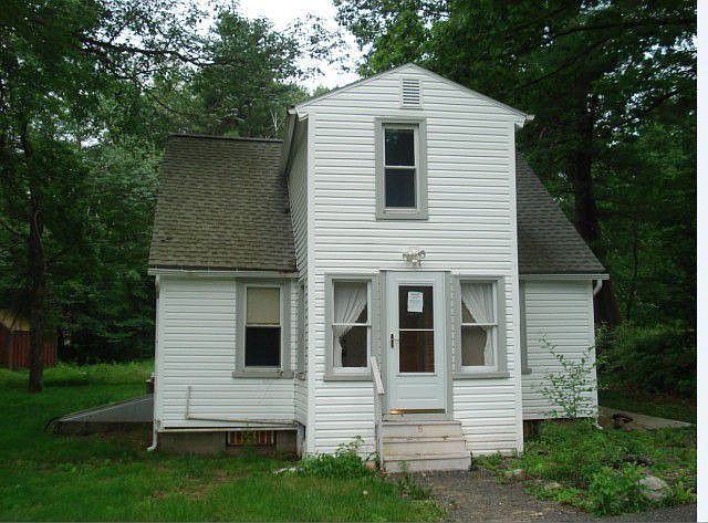 2nd image of 8 Shutesbury Rd