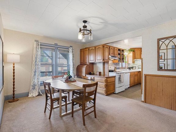 4th image of 115 S Beebe St #113