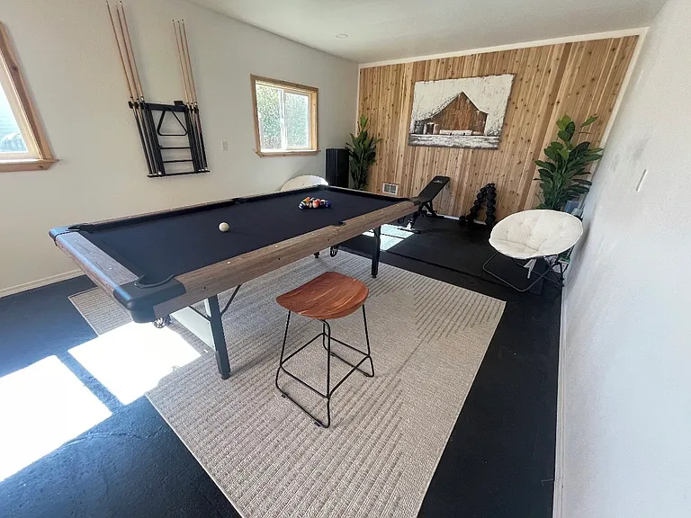1398 Oregon Ave — Photo 12