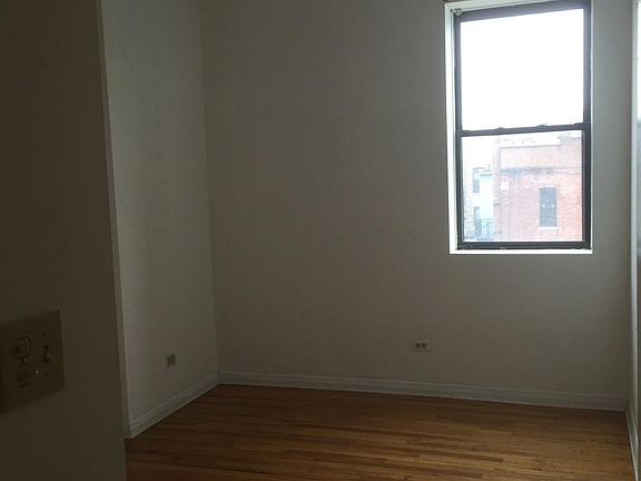 4th image of 1140 W Grand Ave APT 4R