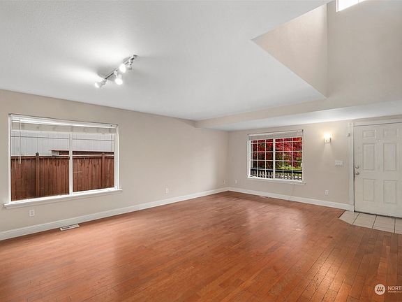 3rd image of 8110 203rd Street Ct E