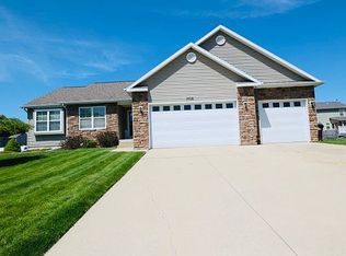 7716 Taragreen Dr, Lansing, MI 48917