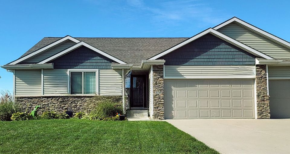 1st image of 508 Evergreen Dr NW