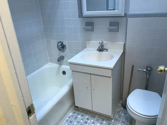 Rented by RV Realty | media 14