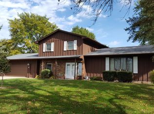 6 Highland Acres Rd, Marshalltown, IA 50158