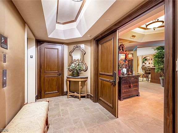 3rd image of 2747 Paradise Rd Unit 801