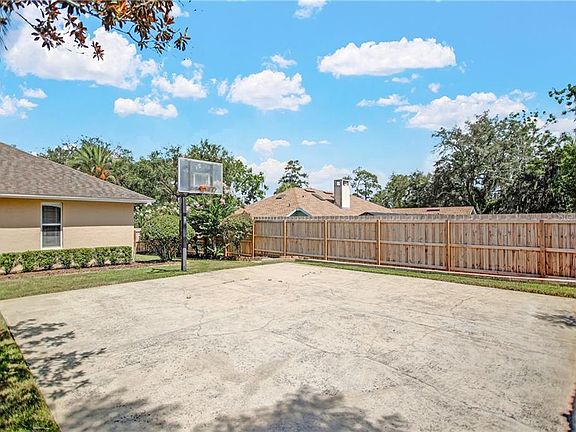 5th image of 397 Forest Park Cir
