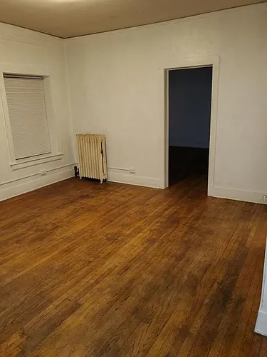 11 1/2 N Van Buren Ave #302 Photo 1