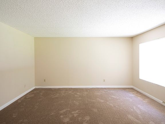 4th image of 5494 Reservoir Dr Unit C9
