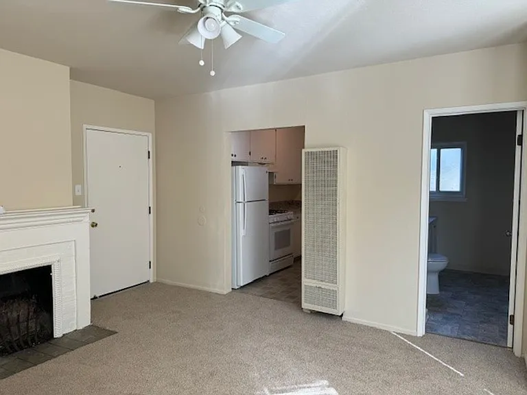 1306 Whipple — Photo 4