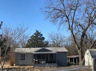 215 Copperhead Ln, Ardmore, OK 73401