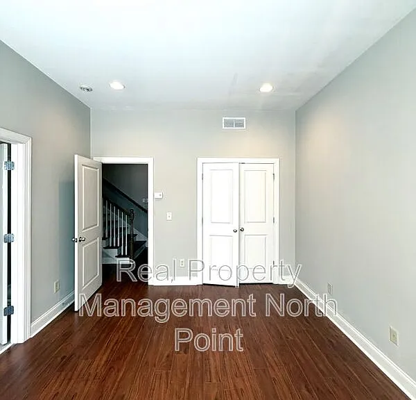 3026 Eltham Pl — Photo 31