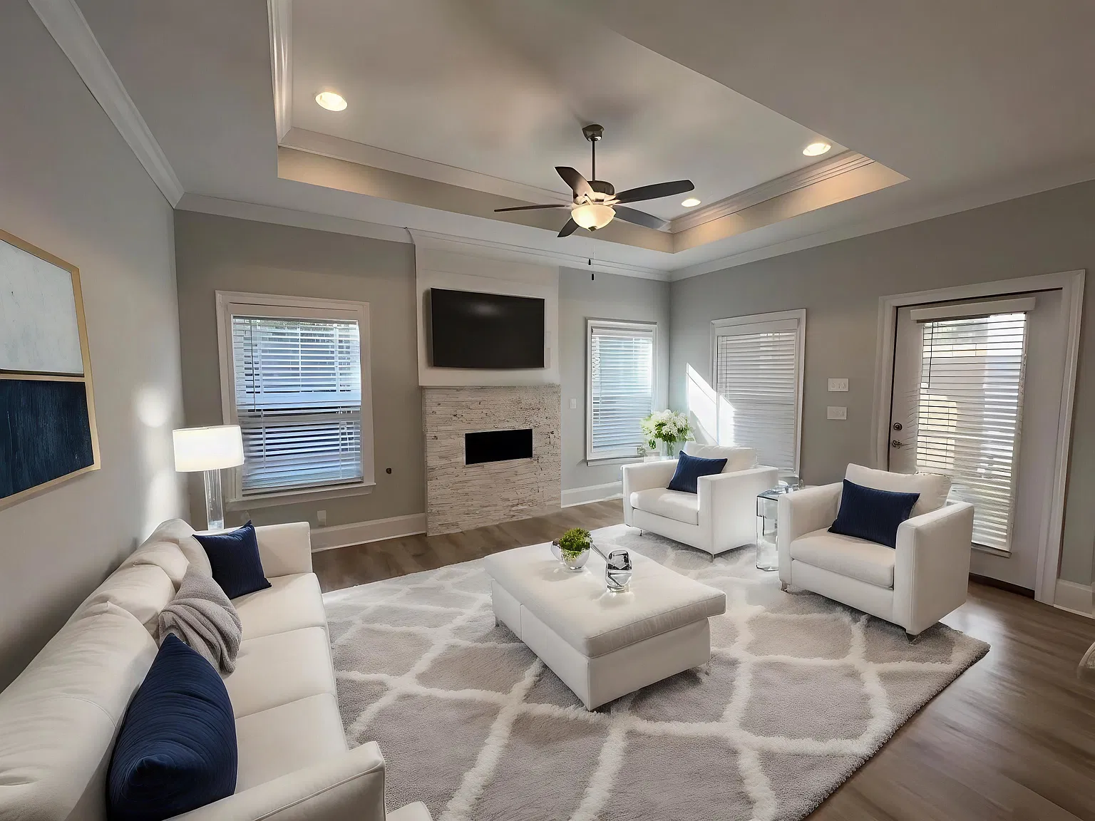 5 bed, 2.5 bath, 2120 sqft, $2,750 — Photo 2
