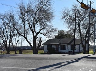 206 State Park Rd, Lockhart, TX 78644