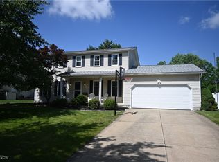 1265 Waterbury Dr, Medina, OH 44256